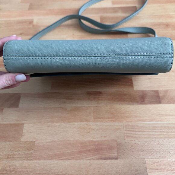 Kate Spade Cove Street Crossbody with Matching Wallet - Picture 4 of 9